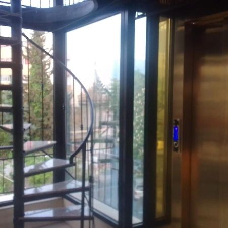 Hotel Italia Tirana Exteriör bild
