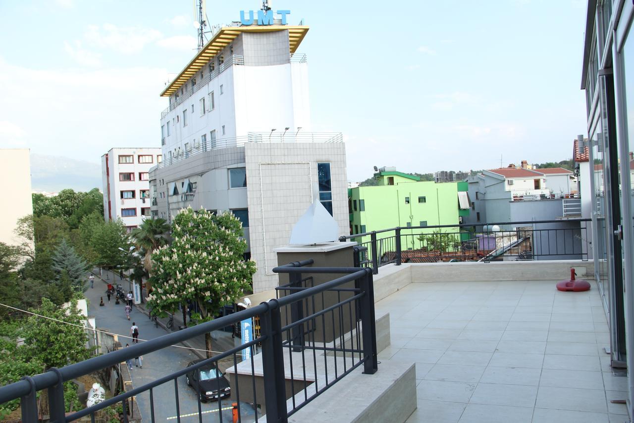 Hotel Italia Tirana Exteriör bild